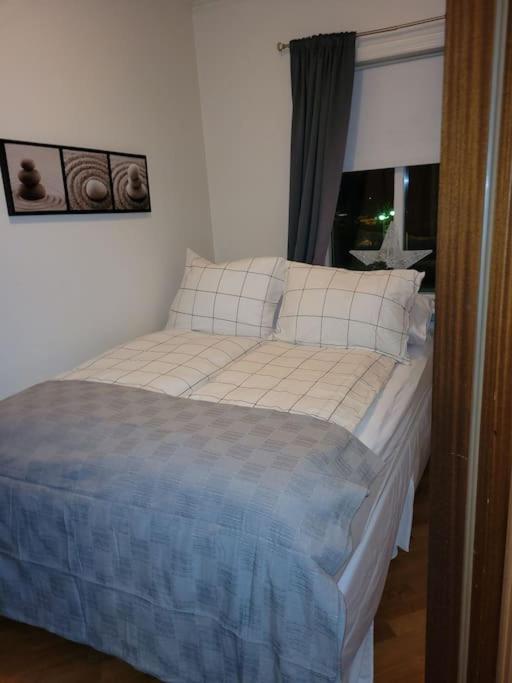 Mona Lisa Apartment Akureyri Buitenkant foto